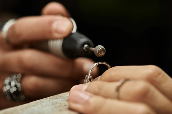 Illustration Fabrication Bague